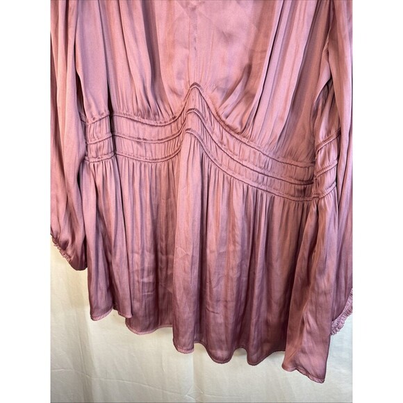 Torrid Long Sleeve Blouse Dusty Rose Size 4XL Preowned - Picture 10 of 12